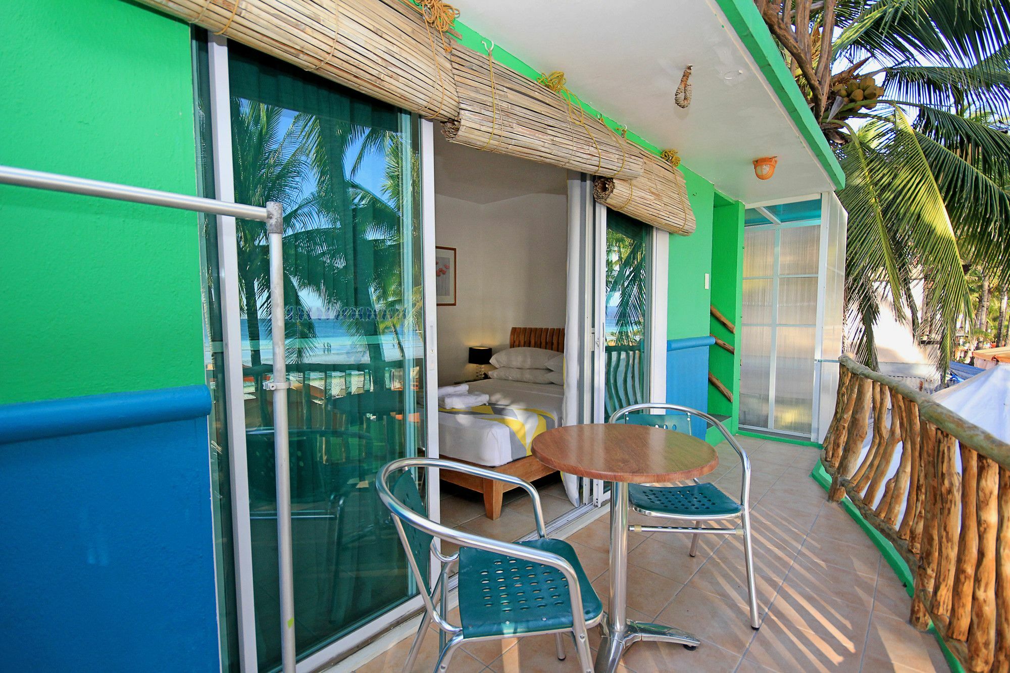 Bluewaves Beach House Balabag  Exterior foto